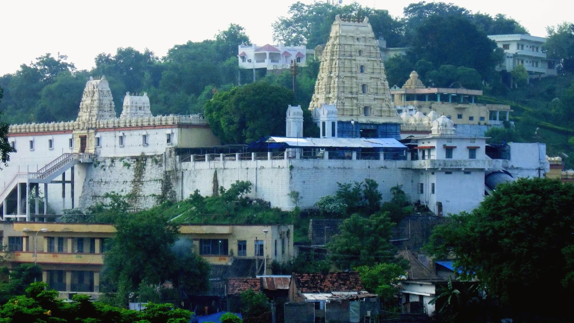 Badrachalam Temple Tours - Sacred Lord Rama Temple